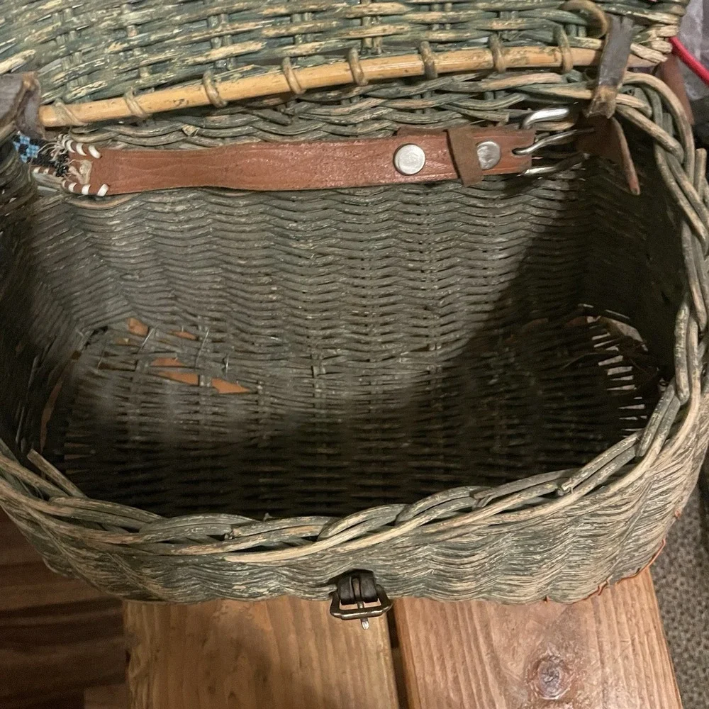 Vintage Green Fishing Creel Large Basket With Native Bead Style Leather Strap